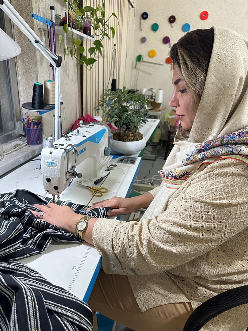 اموزشگاه فنی و حرفه ای خیاطی و طراحی لباس نورا